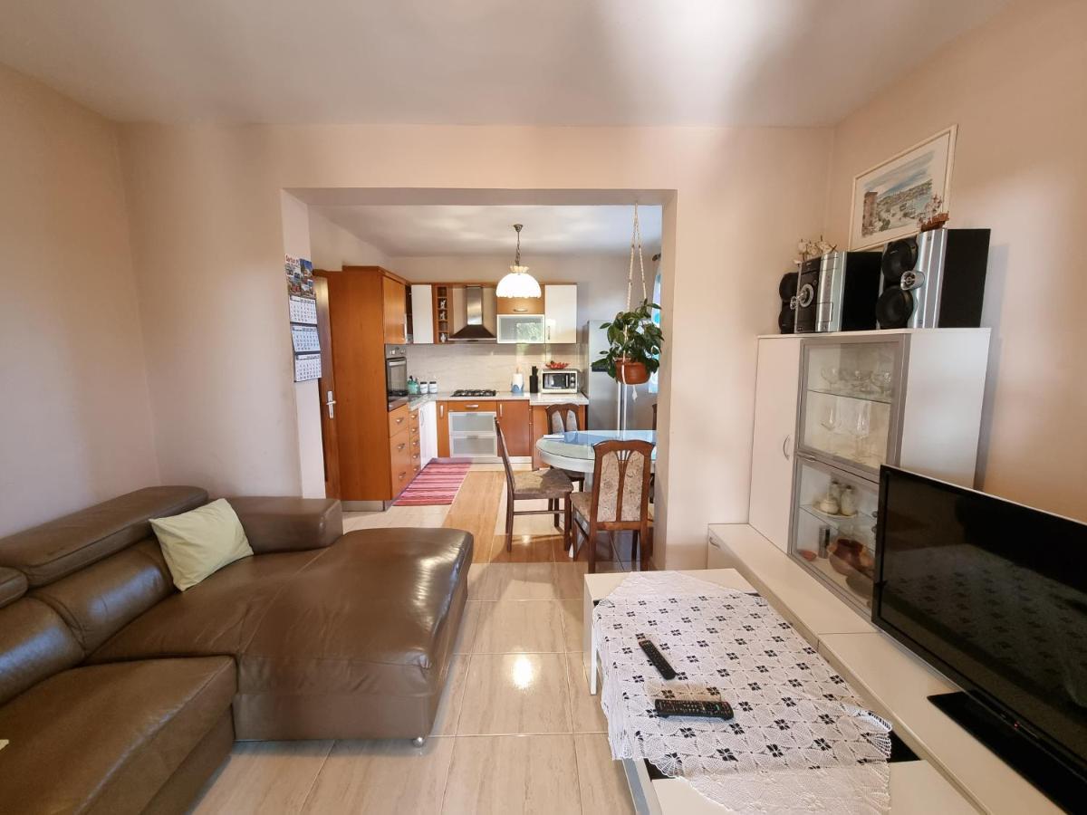 Apartment Grbac Barbat na Rabu 外观 照片