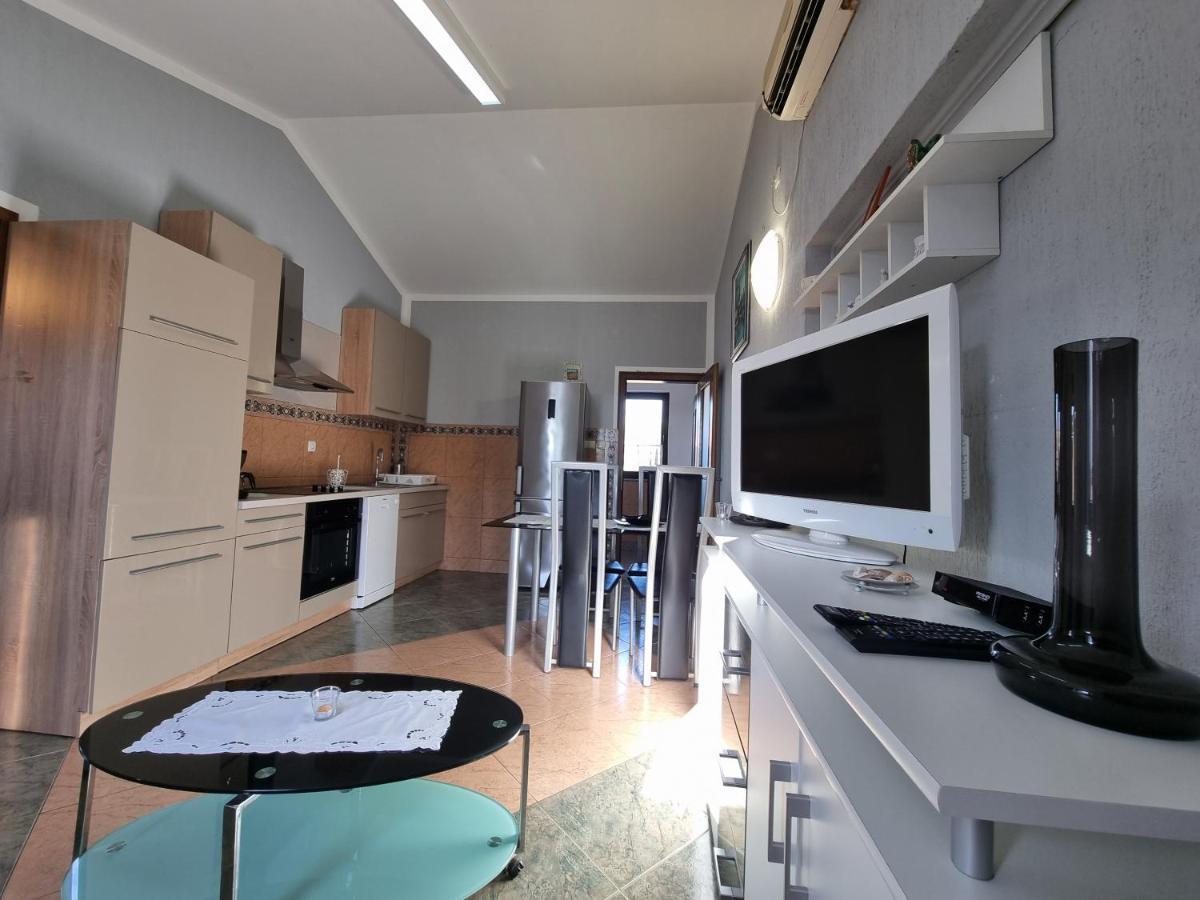 Apartment Grbac Barbat na Rabu 外观 照片