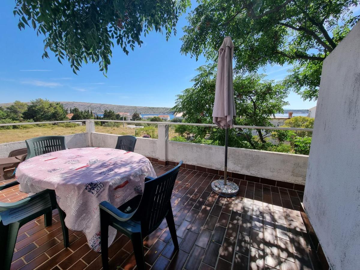 Apartment Grbac Barbat na Rabu 外观 照片