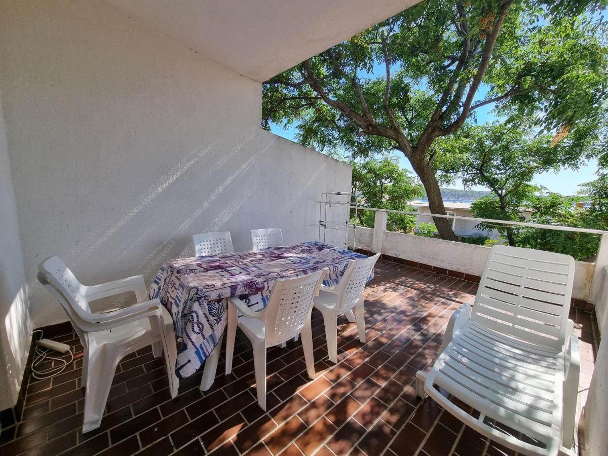 Apartment Grbac Barbat na Rabu 外观 照片